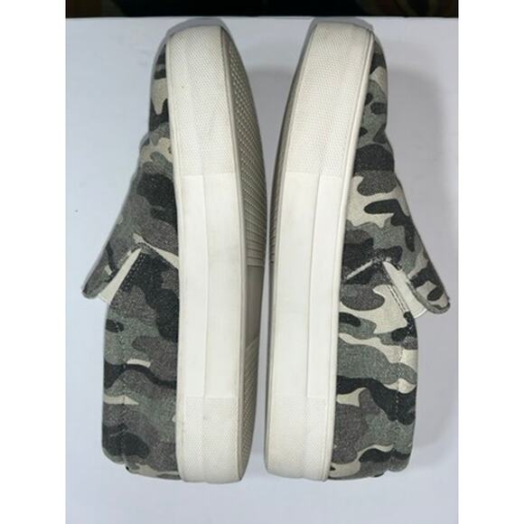 Steve Madden Gills Comfort Slip On Shoes, Women's Size 8 Green Camo Camouflage - Picture 3 of 7